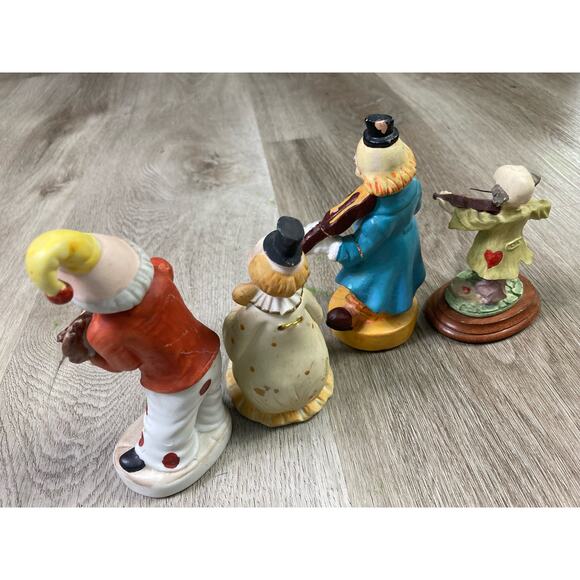 Lot of 6 Vintage Flambro Porcelain Clown Figurines Hand Painted 70s Collectible - Picture 6 of 10